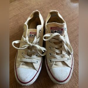 Converse Chuck Taylor’s